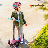 PATINETE DE 3 RUEDAS ROSA CON LUCES LED